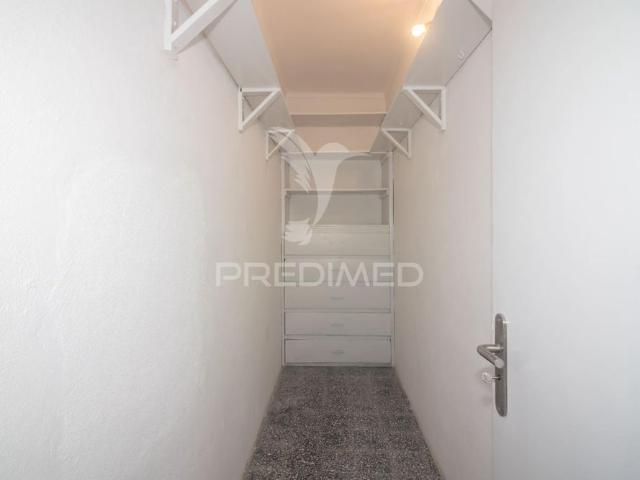 Moradia t3 em aveiras de cima