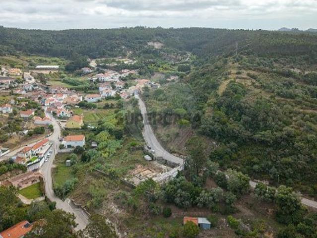 Moradia T3 em Azueira e Sobral da Abelheira