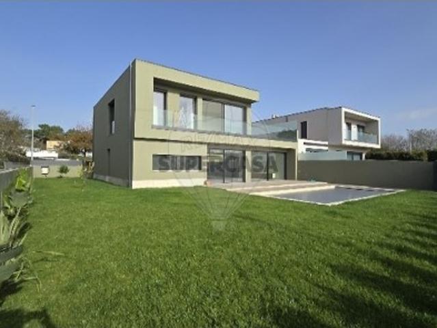 Moradia T3 em Azurara