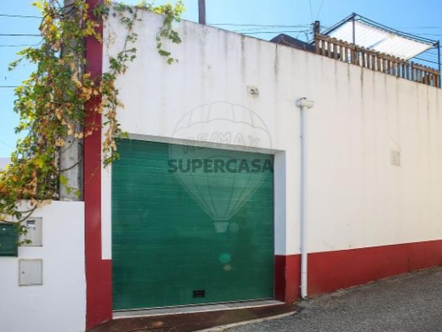 Moradia T3 em Aldeia Galega da Merceana e Aldeia Gavinha