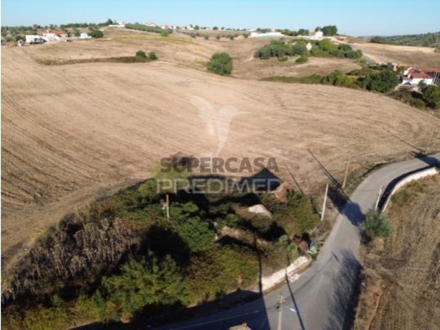 Moradia T3 em Achete, Azoia de Baixo e Póvoa de Santarém