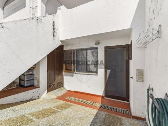 Moradia T3 em Albufeira e Olhos de Água
