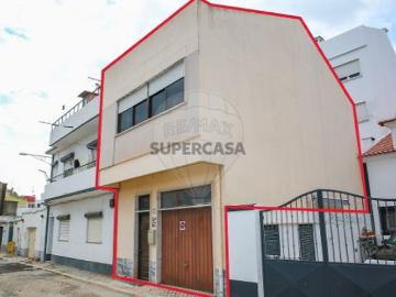 Moradia T3 em Alhandra, São João dos Montes e Calhandriz