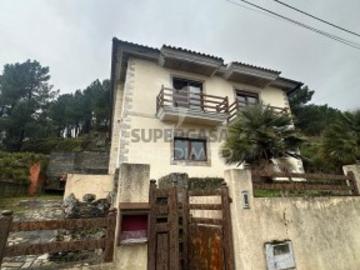 Moradia T3 em Alijó