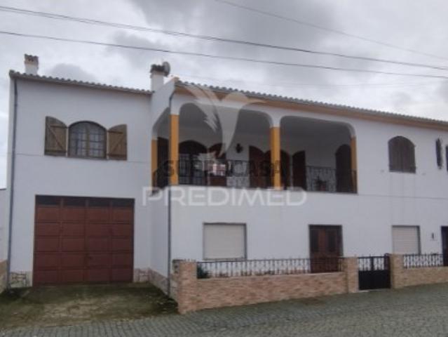 Moradia T3 em Alpalhão
