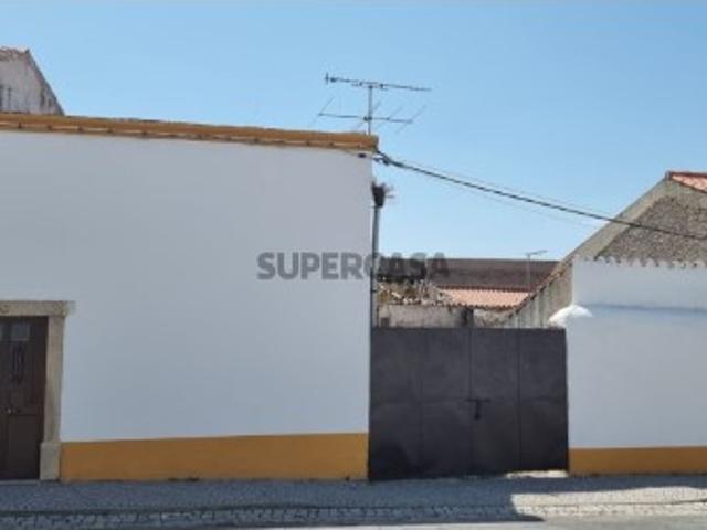 Moradia T3 em Alpalhão