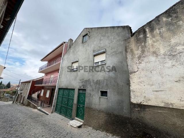 Moradia T3 em Alverca da Beira/Bouça Cova