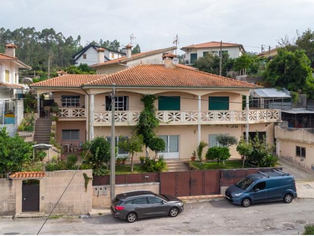 Moradia T3 em Arnoso Santa Maria