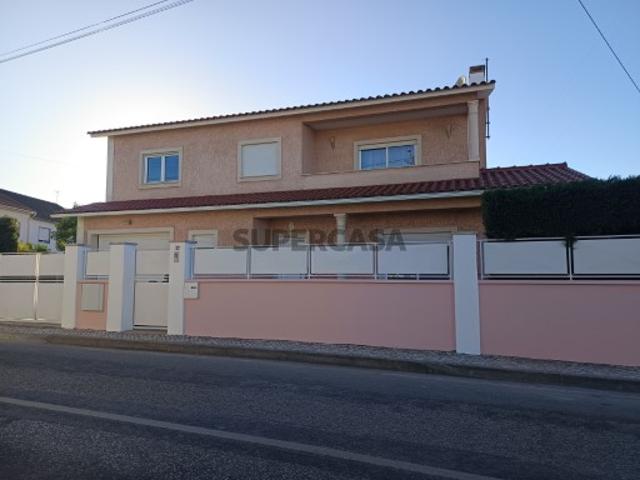Moradia T3 em Arrabal