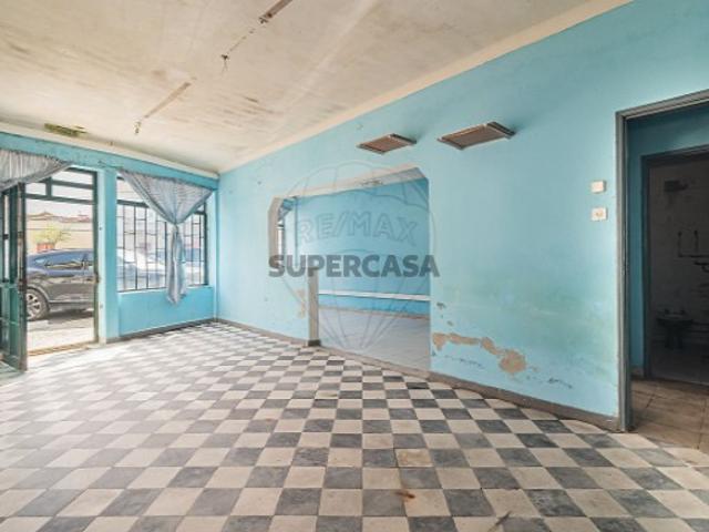Moradia T3 em Baixa da Banheira e Vale da Amoreira