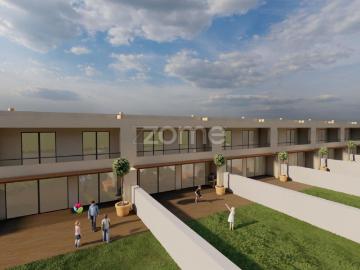 Moradia T3 em Banda em Tagilde, Vizela