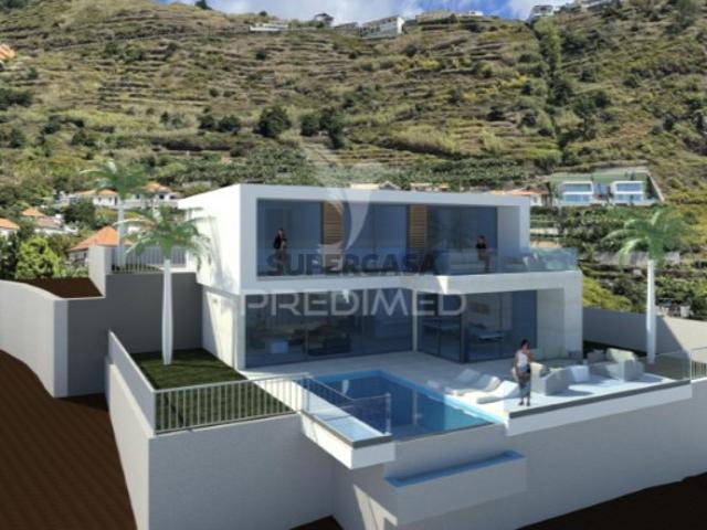 Moradia T3 em Estreito da Calheta