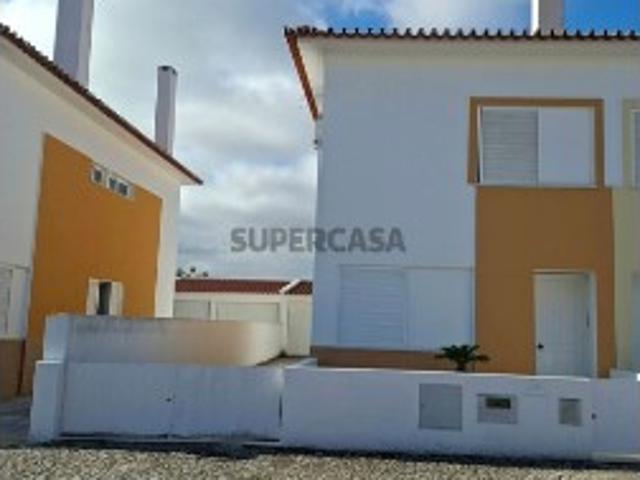 Moradia T3 em Canaviais