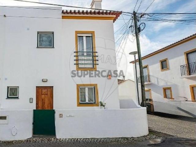 Moradia T3 em Canaviais