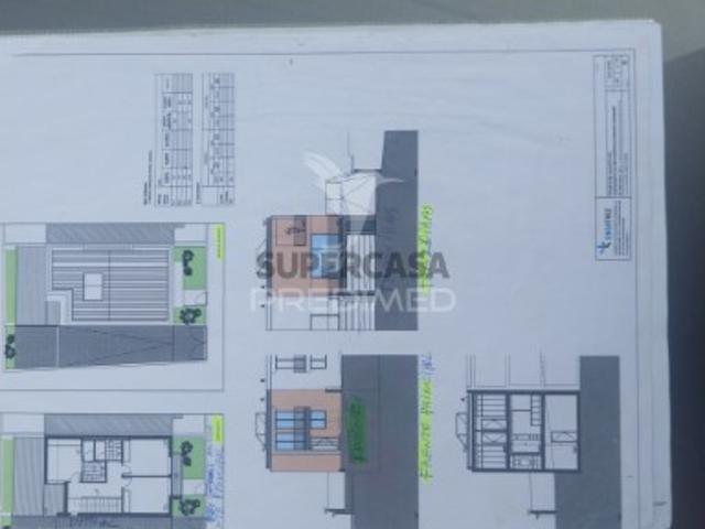 Moradia T3 em Canelas