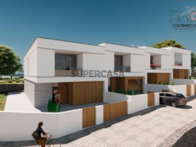 Moradia T3 em Castelões