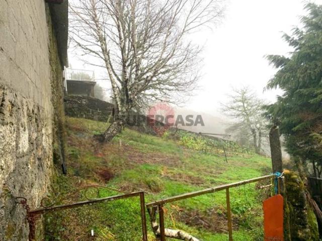 Moradia T3 em Castro Laboreiro e Lamas de Mouro