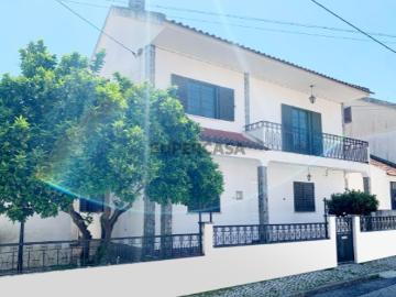Moradia T3 em Carregado e Cadafais