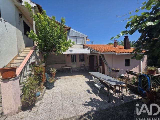 Moradia T3 em Carregal do Sal 157m² Currelos, Papízios e Sobral