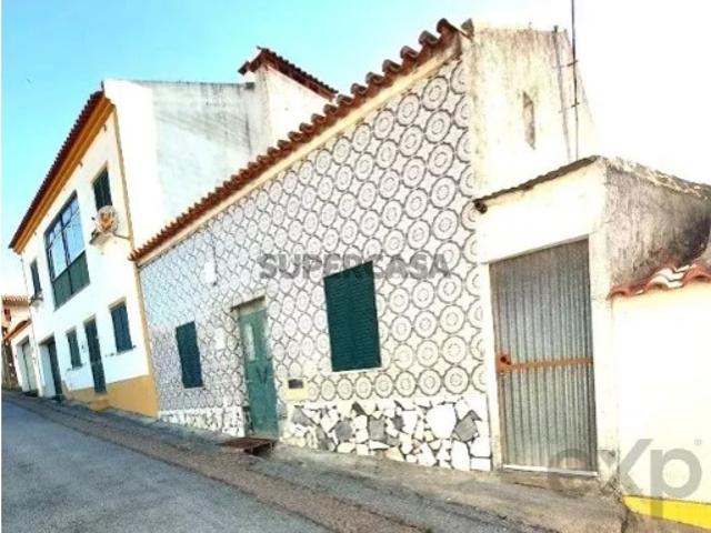 Moradia T3 em Comenda