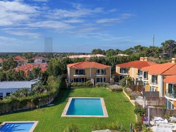 Moradia T3 em Condomínio de Luxo em Cascais Quinta das Patinhas