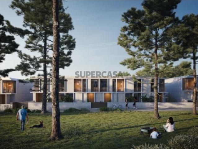 Moradia T3 em Construção com Jardim em Vila Nova de Gaia