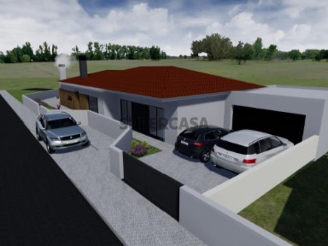 Moradia T3 em Construção com Piscina e Jardim, Souto da Carpalhosa