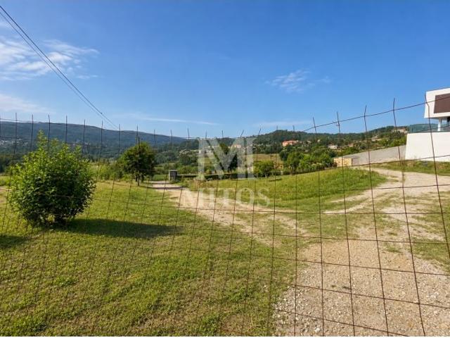 Moradia T3 em construção para venda em Cossourado Barcelos