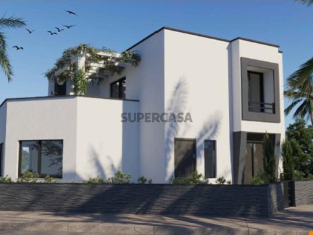 Moradia T3, em construção, para venda em Portimão