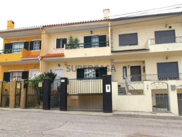 Moradia T3 em Corroios