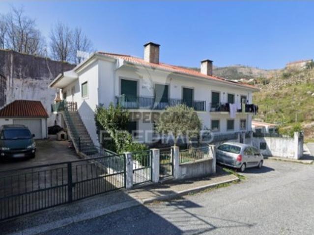 Moradia T3 em Covilhã e Canhoso