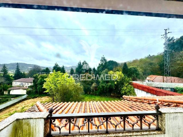 Moradia T3 em Creixomil Guimarães