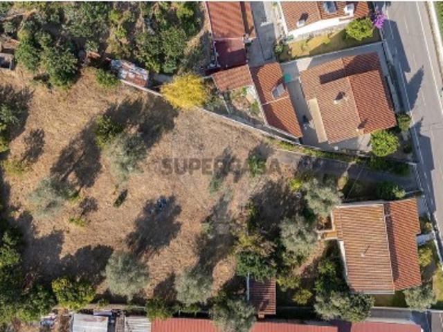 Moradia T3 em Eiras e São Paulo de Frades