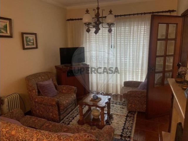 Moradia T3 em Esgueira