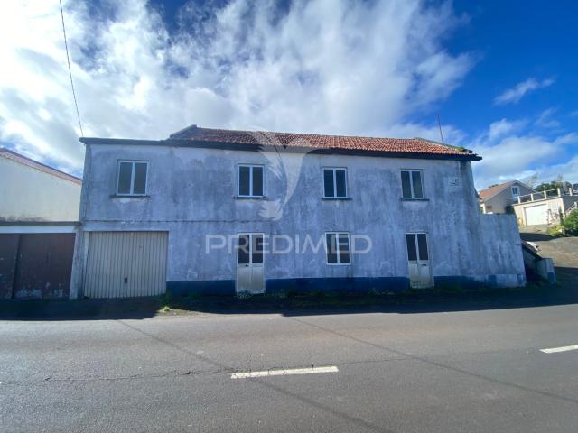 Moradia T3 em Fase de Reconstrução com Projeto Aprovado – Norte Grande
