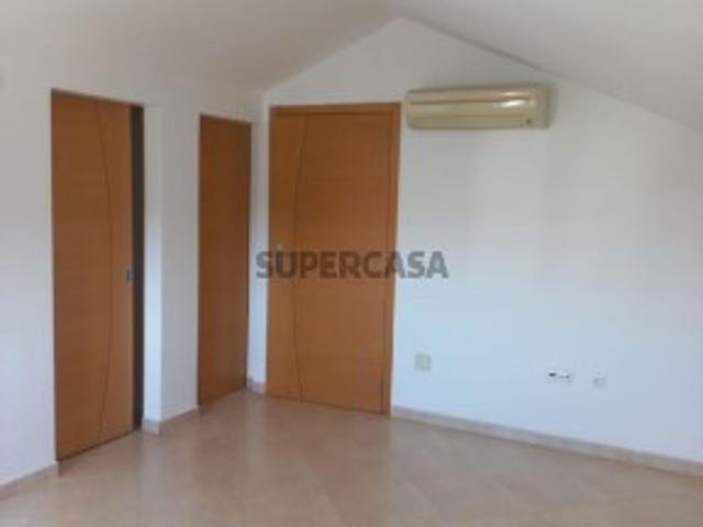 Moradia T3 em Fernão Ferro