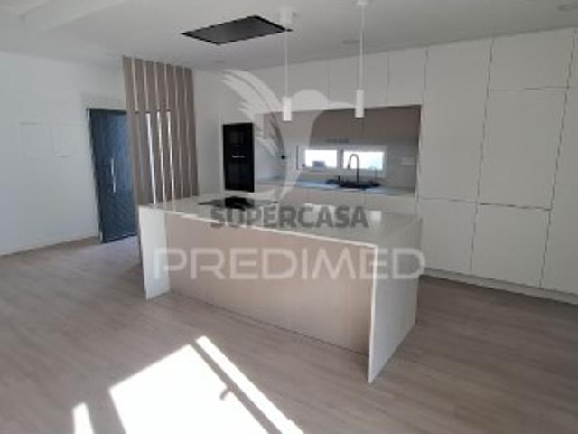 Moradia T3 em Fernão Ferro