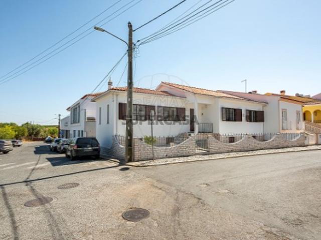 Moradia T3 em Ferreira do Alentejo