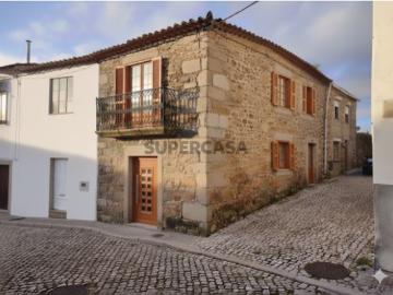 Moradia T3 em Figueira de Castelo Rodrigo