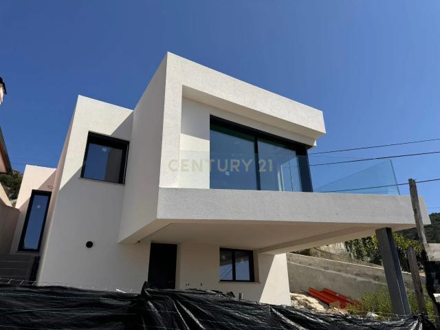 Moradia T3 em final de construção em Belinho, Esposende