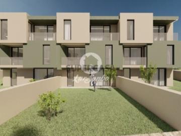Moradia T3 em Fradelos