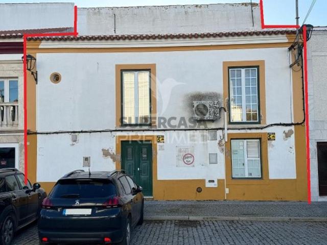 Moradia T3 em Fronteira