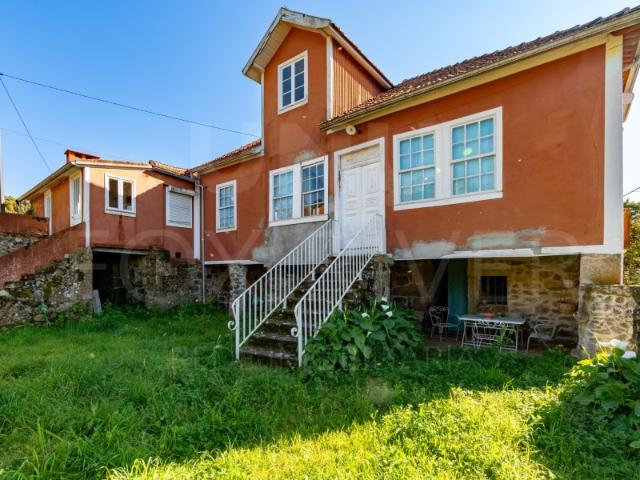 Moradia T3 em Ganfei, Valença