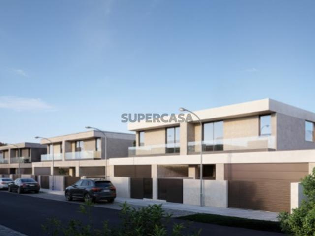 Moradia T3 em Início de Construção