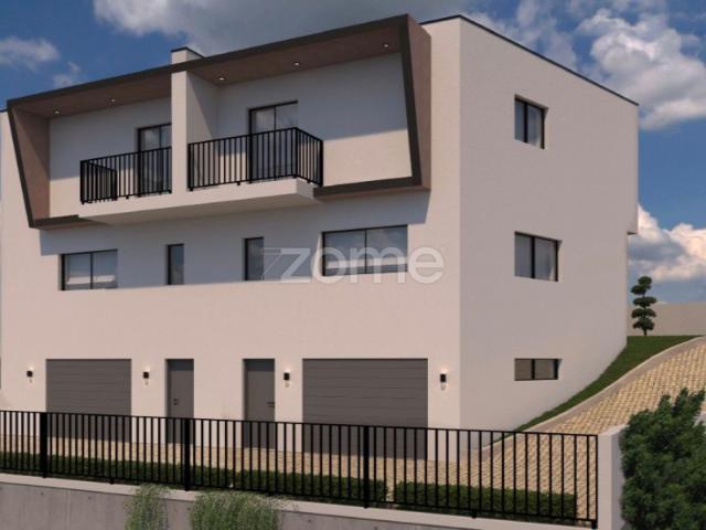 Moradia T3, em Lagares e Figueira, Penafiel