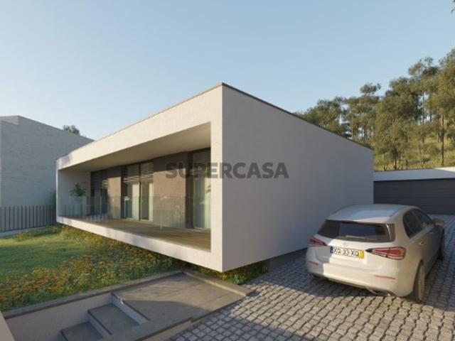 Moradia T3 em Lanhoso