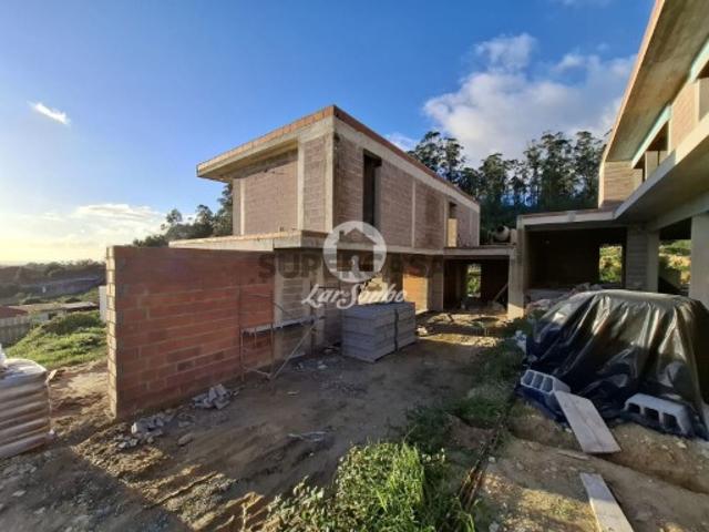 Moradia T3 em Laúndos
