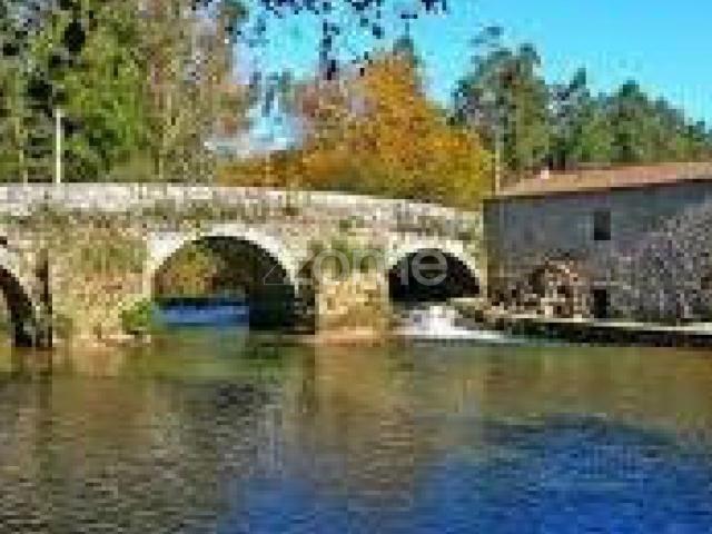 Moradia T3 em Ponte de Lima – Conforto, Luz Natural e Espaço Exterior