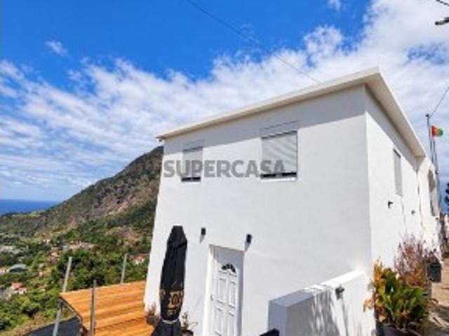 Moradia T3 em Porto da Cruz