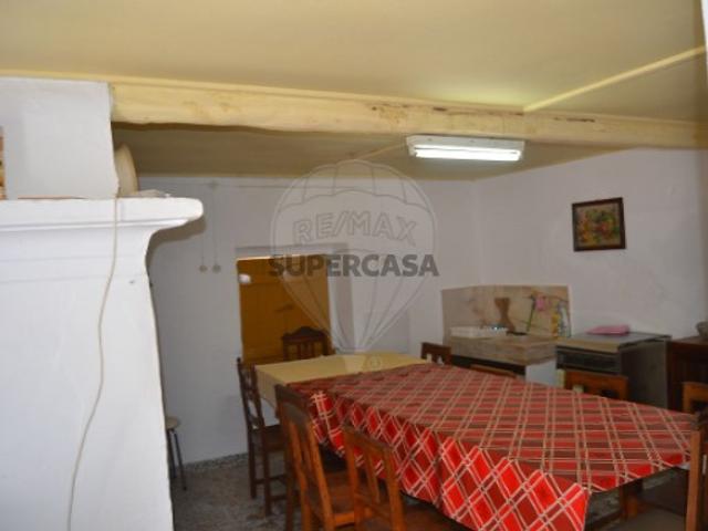 Moradia T3 em Ribeira de Nisa e Carreiras